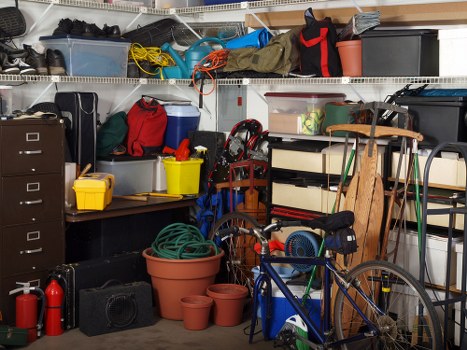 Professional movers with Grab Lorry Hire